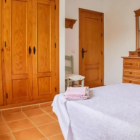 4 Bedroom Beautiful In Holiday home Conil De La Frontera