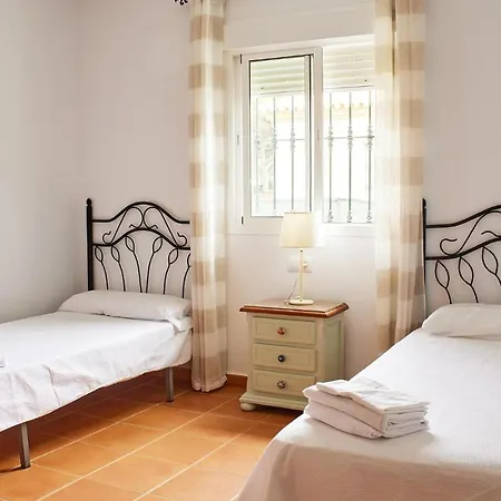Holiday home 4 Bedroom Beautiful In *