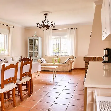 4 Bedroom Beautiful In *